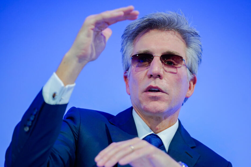 SAP war zuletzt an der Börse ein Drittel mehr wert als Allianz oder Siemens - für Bill McDermott ist das nicht genug.