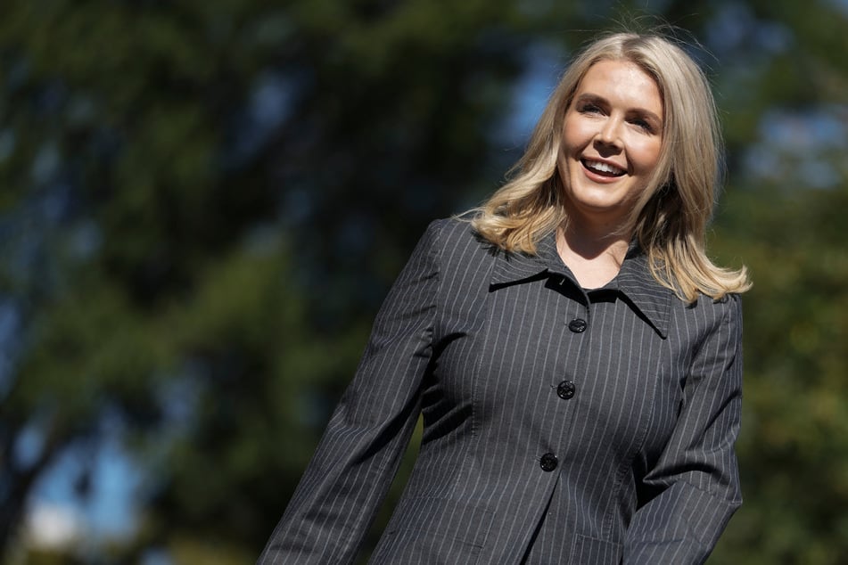 Trump Press Secretary Leavitt melts down over reporter's innocuous question: "Your mom"