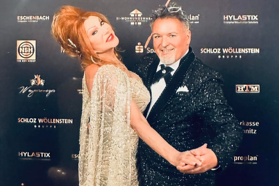 Ob in Chemnitz oder Dresden - Holger Knievel begleitet Zora Schwarz gern auf jeden Opernball.