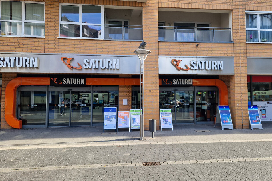SATURN Krefeld