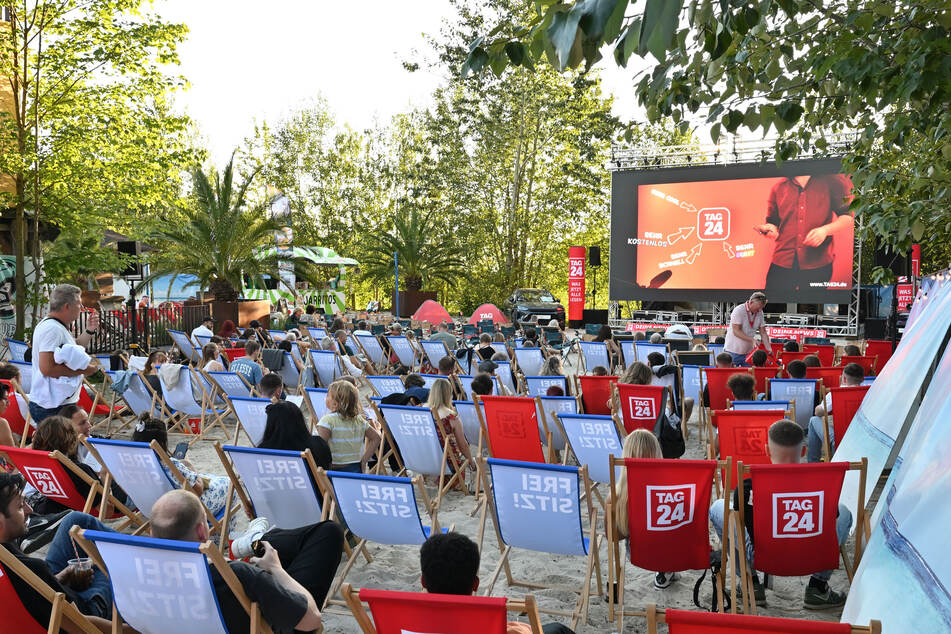 Sonne, Sommer und gute Filme: Gut 2000 Besucher waren beim ersten TAG24-Sommerkino in Zwickau dabei.