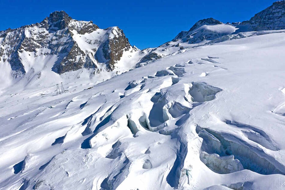 Gletscherspatlen im Schweizer Skigebiet Saas Fee.