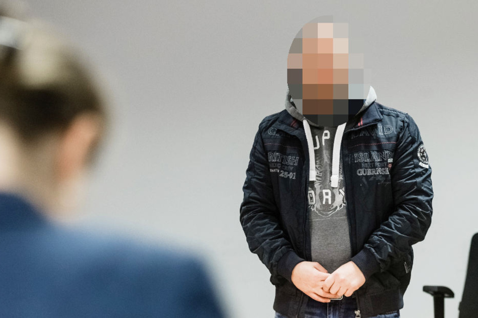 Der 37-Jährige steht wegen des Tods seiner ehemaligen Freundin erneut vor Gericht.
