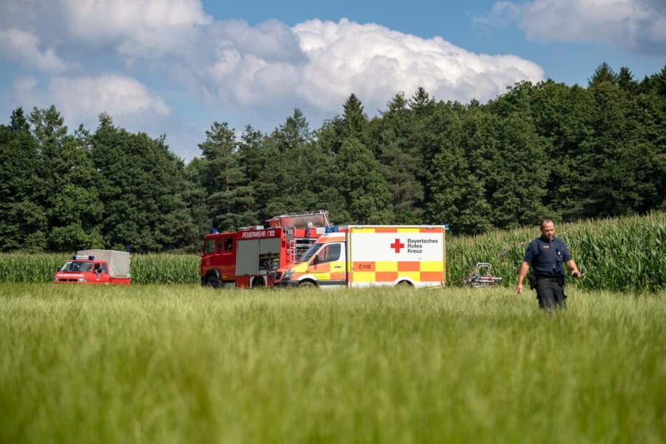 Wegen Explosionsgefahr konnte die Einsatzkräfte zunächst nicht zum Piloten vordringen.