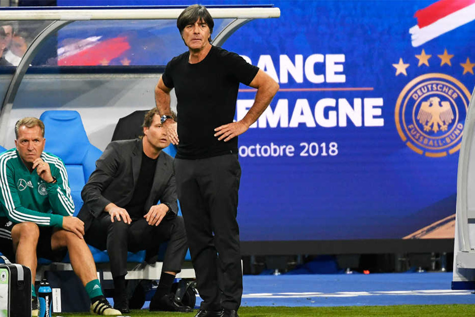 Ernüchterung beim Trainerteam um Joachim Löw (r.), Co-Trainer Oliver Sorg (M.) und Torwarttrainer Andreas Köpke (l.).