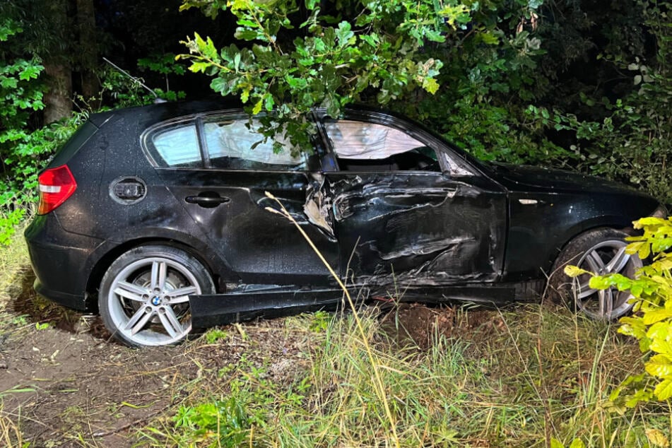 Am BMW entstand ein hoher Sachschaden.