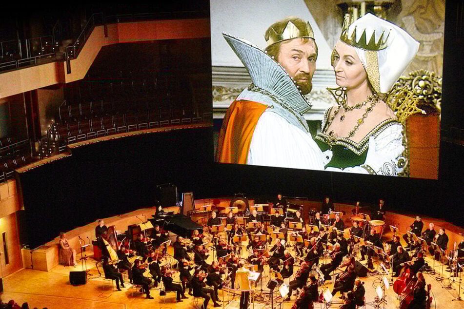 So kommt Ihr an Tickets für "Drei Haselnüsse für Aschenbrödel"