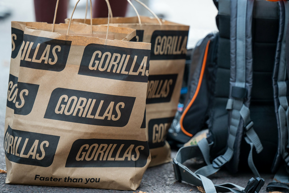 Bei dem Berliner Start-up Gorillas gibt es seit Monaten Streit um die Arbeitsbedingungen.