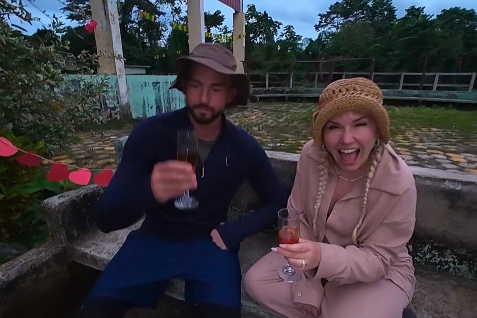 Ein romantisches Picknick auf den Nacken der anderen!