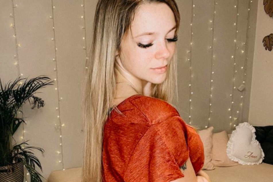 In Sachen Liebe will es bei der Influencerin nicht so recht laufen.