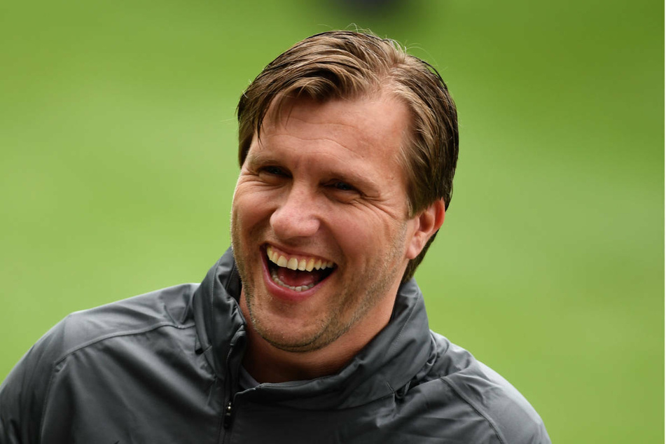 Sportvorstand Markus Krösche (40) ist sehr zuversichtlich, dass Eintracht Frankfurt die Gruppenphase der Europa League überstehen wird.