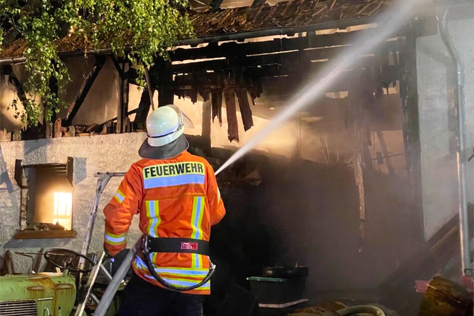 Die Feuerwehr konnte den Brand nur von außen löschen.