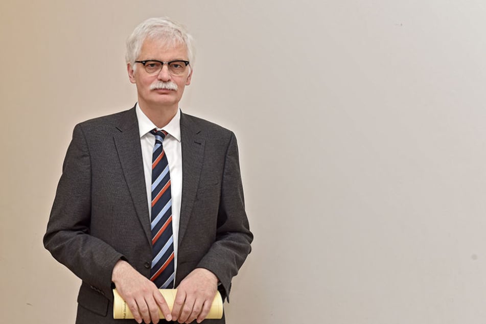 Oberstaatsanwalt Lorenz Haase (57) bestätigte, dass die Ermittlungen gegen Polizisten eingestellt wurden.