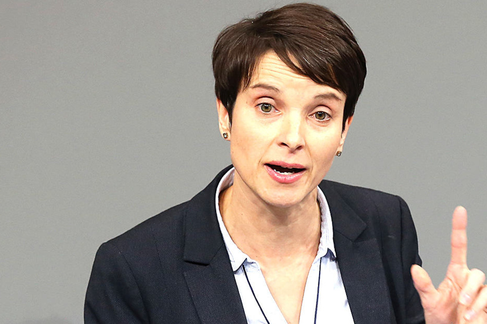 Der Weg für ein Verfahren gegen Frauke Petry ist freigegeben.