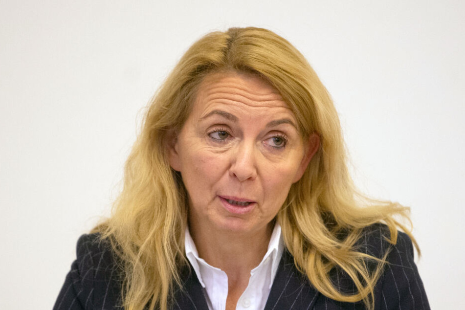 Berlins Polizeipräsidentin Barbara Slowik äußert sich zu den Ergebnissen der Bekämpfung grenzüberschreitender organisierter Kriminalität mit dem Projekt "LIMES".