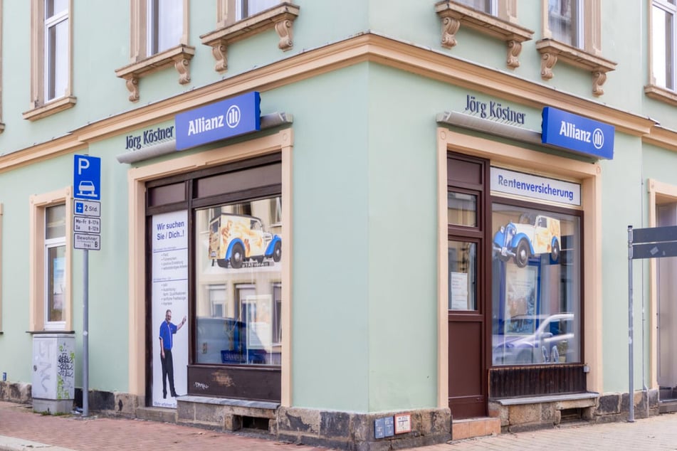 Das ist das Büro der Allianz in Plauen.