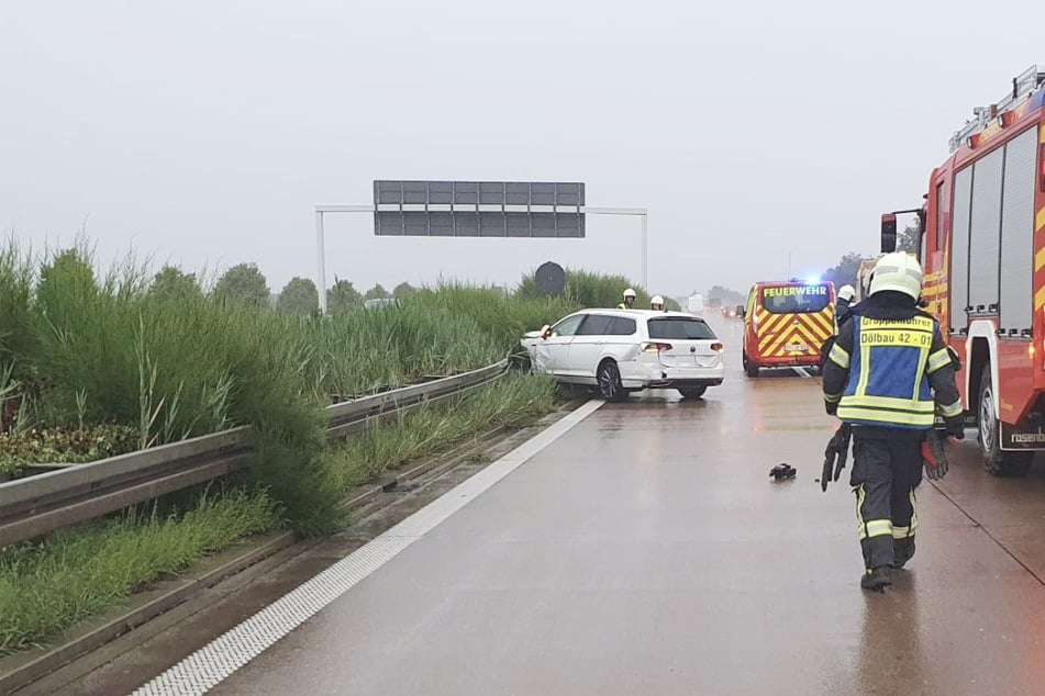 Unfall A14: Skoda gerät ins Schleudern und kracht in VW: Zwei Verletzte nach Unfall auf A14