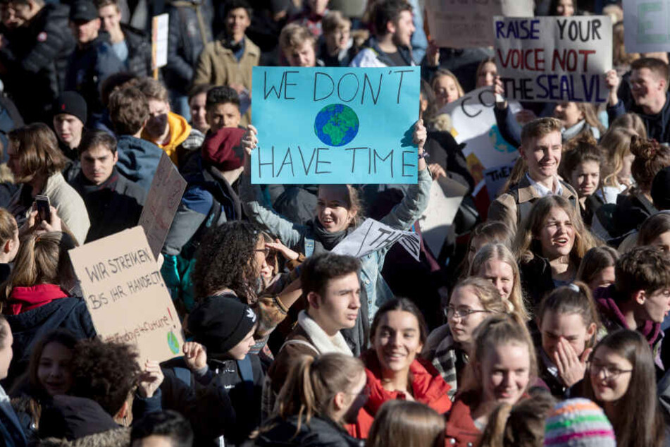 Die Demonstrationen unter dem Motto "Fridays for future" richtet sich gegen die aktuelle Klimapolitik und finden bundesweit in mehreren Städten statt.