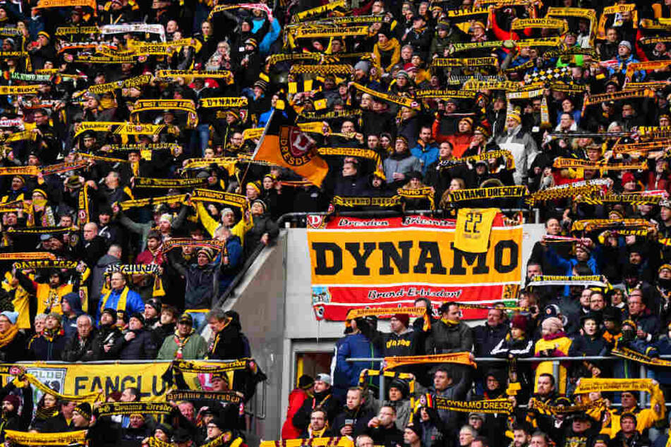 Dynamo Dresden kommt das Fehlverhalten der eigenen Fans teuer zu stehen.