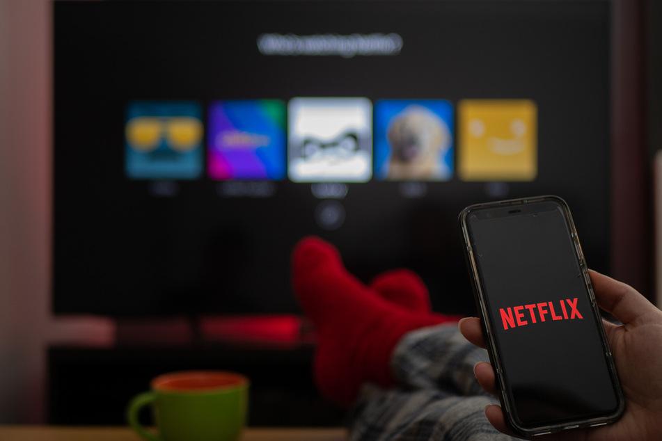 Konten mit mehreren Geräten und Accounts sollen von Netflix künftig genau unter die Lupe genommen werden. (Symbolfoto)