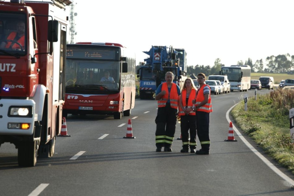 Die Straße war vollgesperrt.
