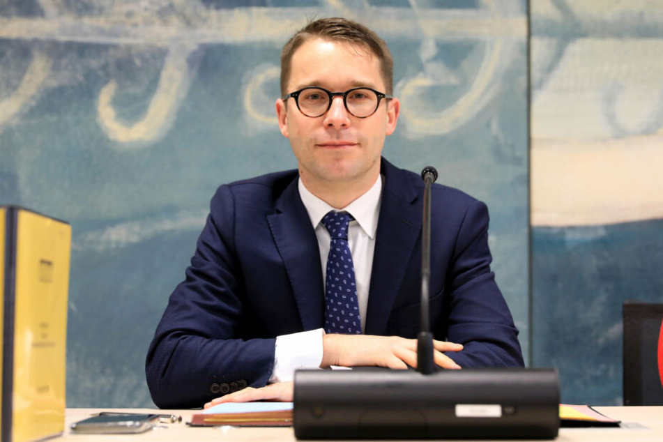 Ausschussvorsitzender Sebastian Striegel möchte eine lückenlose Aufklärung der Geschehnisse am 9. Oktober.