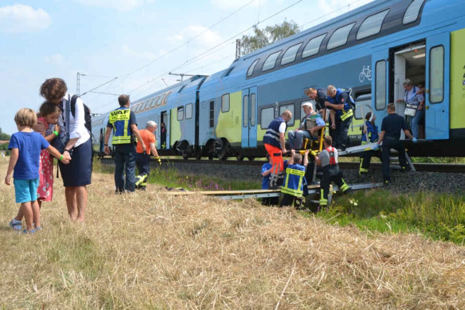 Zahlreiche Helfer waren im Einsatz.
