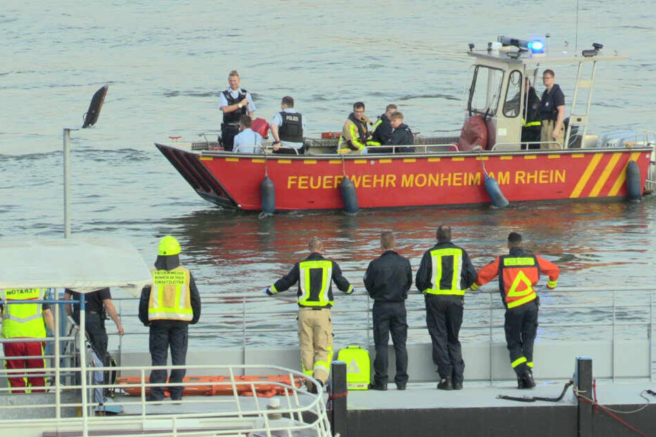 Die Polizei barg den 24-Jährigen am Montagmorgen aus tot aus dem Rhein.