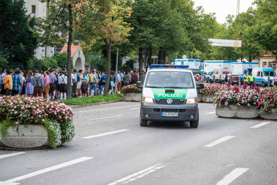 Auf dem Oktoberfest kommt es häufig zu Beißattacken. (Symbolbild)