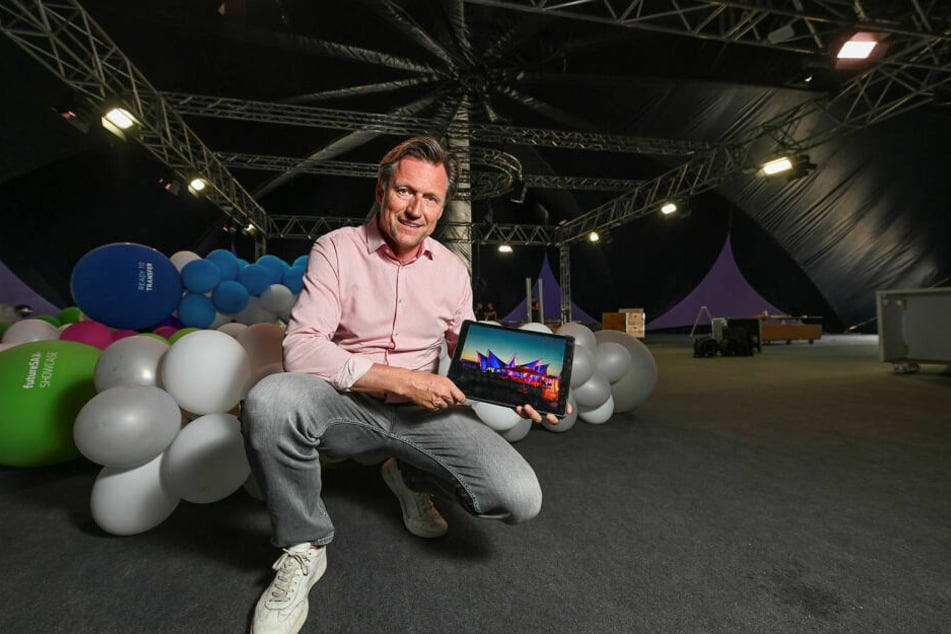Die neue "Spielwiese" von Event-Profi Mirco Meinel (47). "Durch die Lichttechnik entfaltet das Zelt abends seinen vollen Charme."