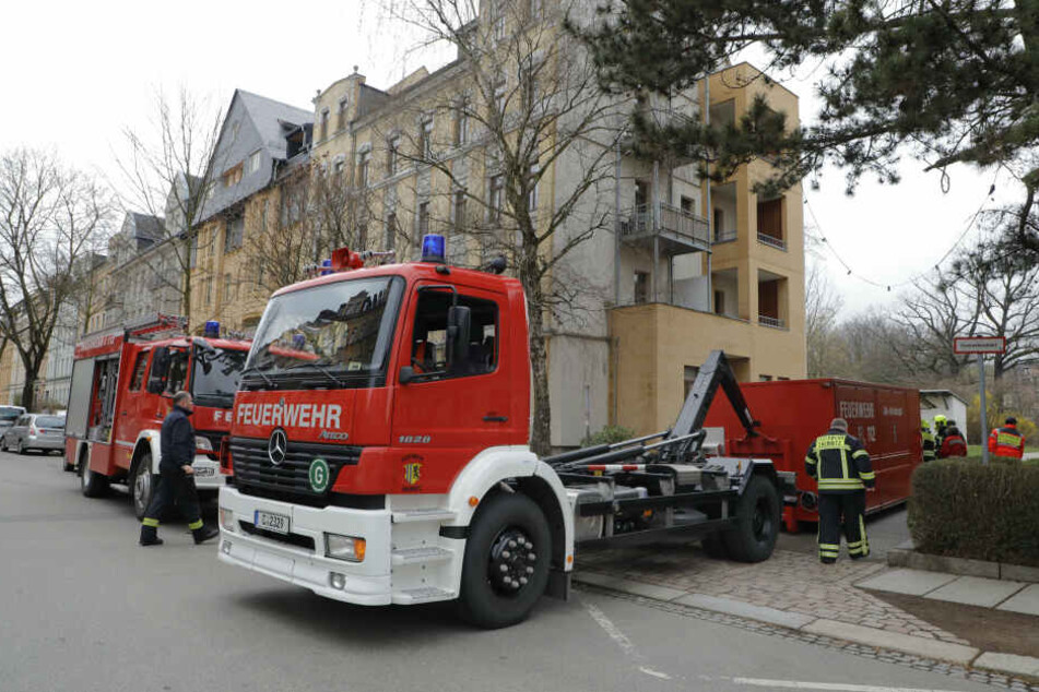 In Chemnitz gab es am Dienstagmorgen auf der Further Straße einen Feuerwehreinsatz.