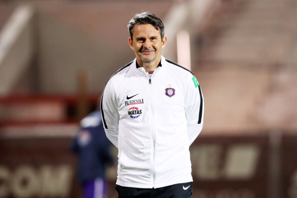 Aue-Coach Dirk Schuster legte sich bisher nicht fest, wer den gesperrten Sören Gonther ersetzen soll.