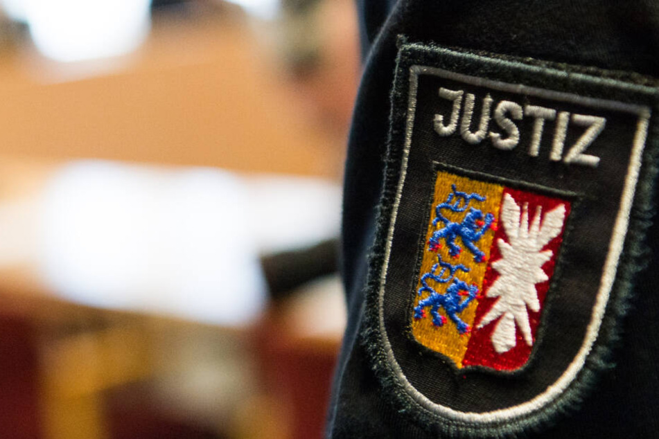 Ein 30-Jähriger wurde vor dem Lübecker Landgericht zu einer Haftstrafe von acht Jahren und drei Monaten verurteilt.