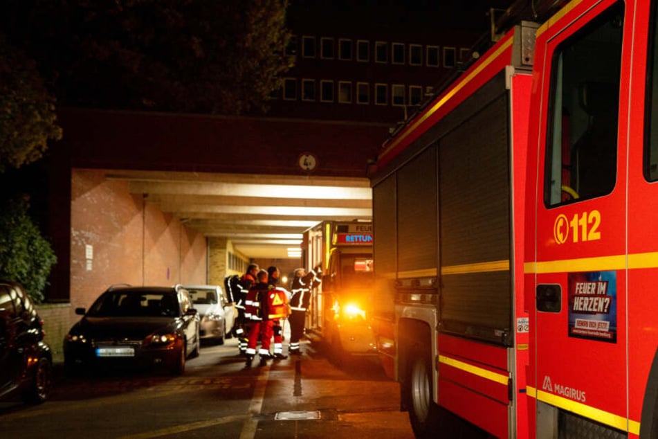 Der Rettungsdienst brachte den Verletzten ins Krankenhaus.