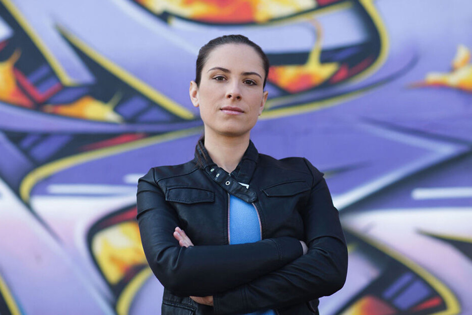Claudia Walde (38) alias MadC hat am Flughafen ihre Street-Art-Spuren hinterlassen.