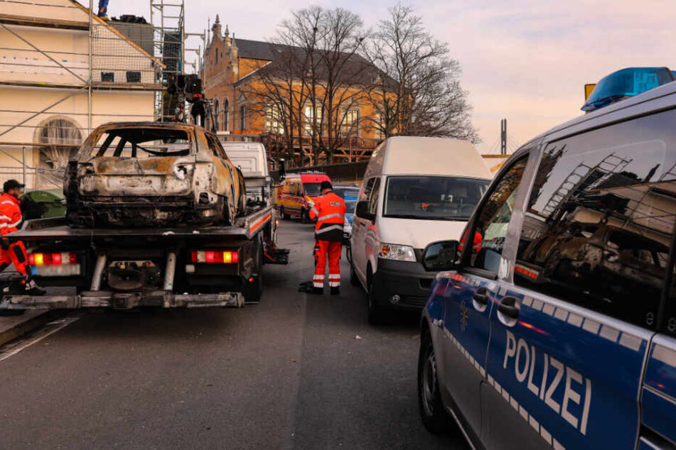 Viel blieb von dem Audi nicht übrig.