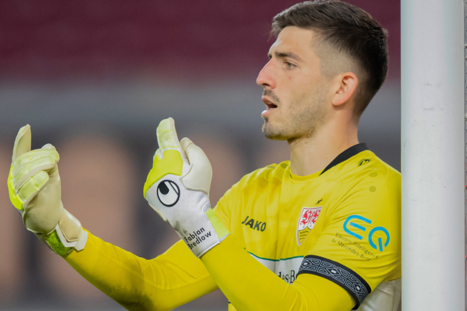 Steht VfB-Keeper Fabian Bredlow (26) gegen Gladbach zwischen den Pfosten?