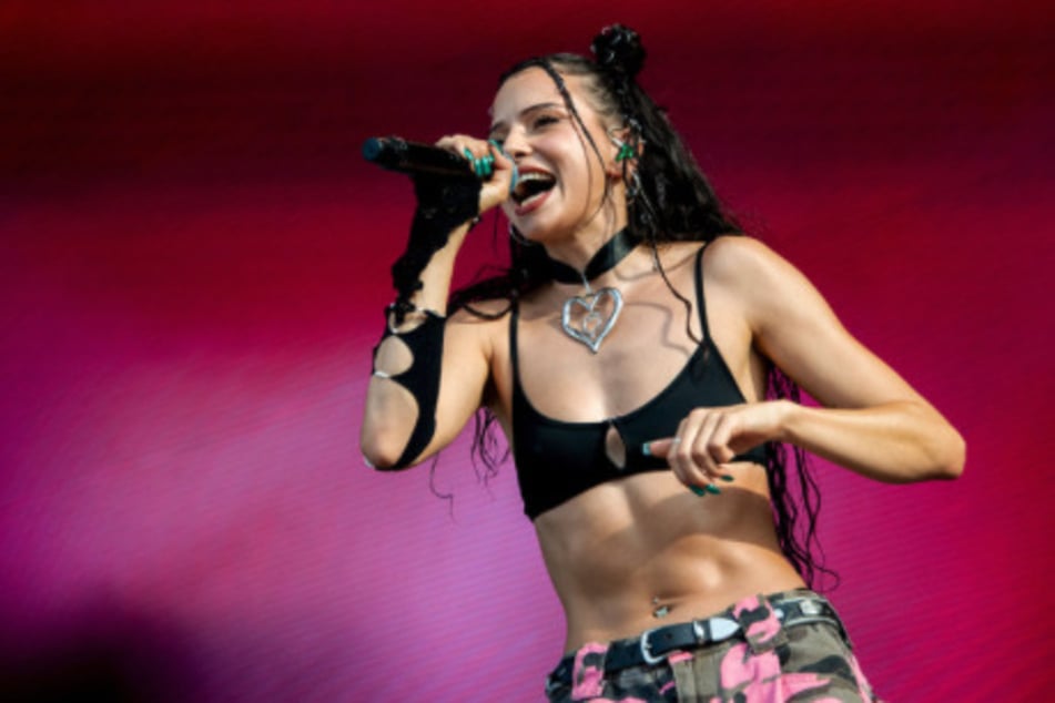 Nina Chuba (26) bringt die Bühne in Dresden zum Beben. (Archivbild)