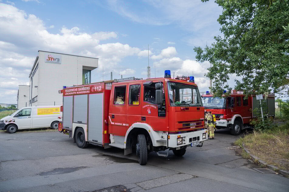 Die Feuerwehr musste das Werk freigeben, bevor Techniker den Schaden begutachten konnten.