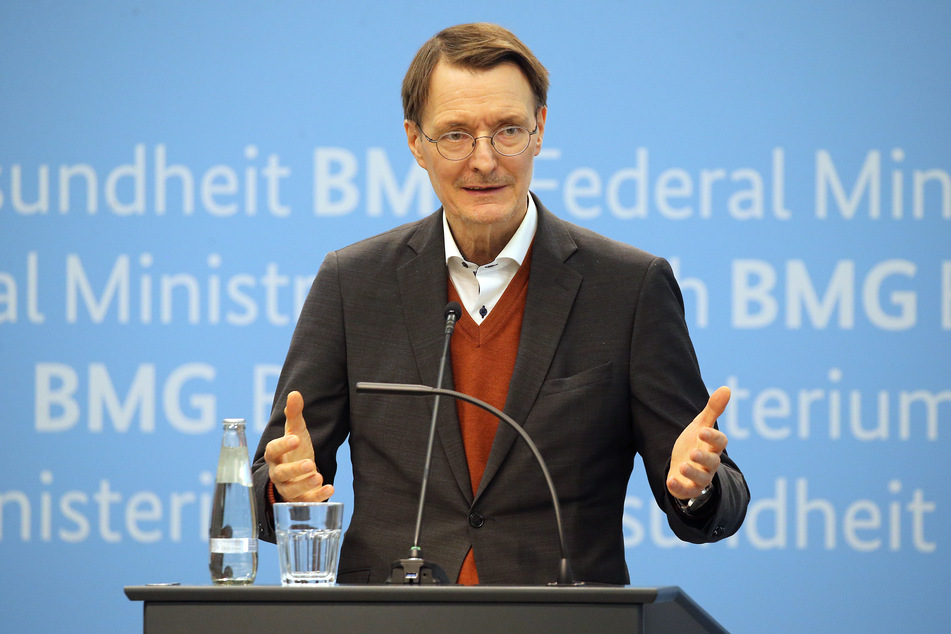 Gesundheitsminister Karl Lauterbach (60, SPD) möchte seine Krankenhausreform durchsetzen, stößt dabei aber auf einigen Widerstand.