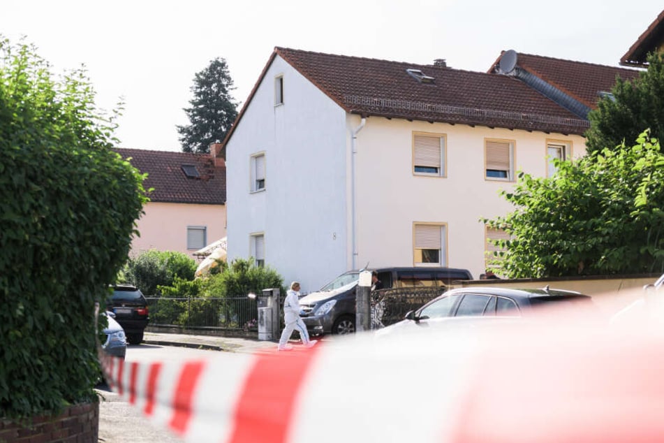 In diesem Einfamilienhaus wurden die beiden Toten entdeckt.
