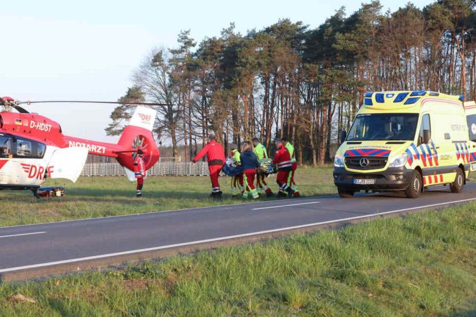 Der schwer verletzte Mann wurde mit dem Hubschrauber ins Krankenhaus gebracht.
