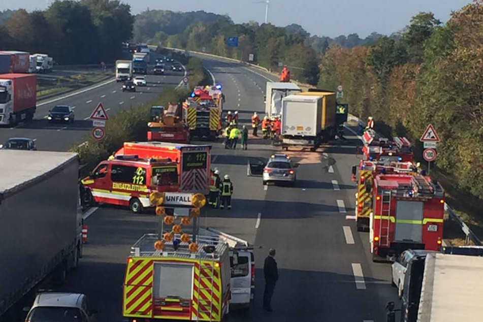 horror unfall auf der a2 bei bielefeld ein mann stirbt tag24