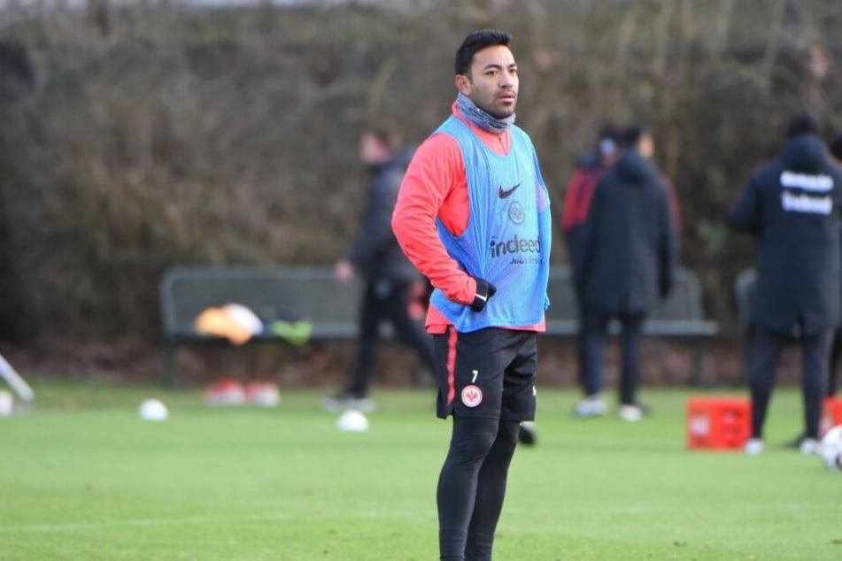 Flasche leer in Frankfurt: Findet Marco Fabian bald einen neuen Klub?