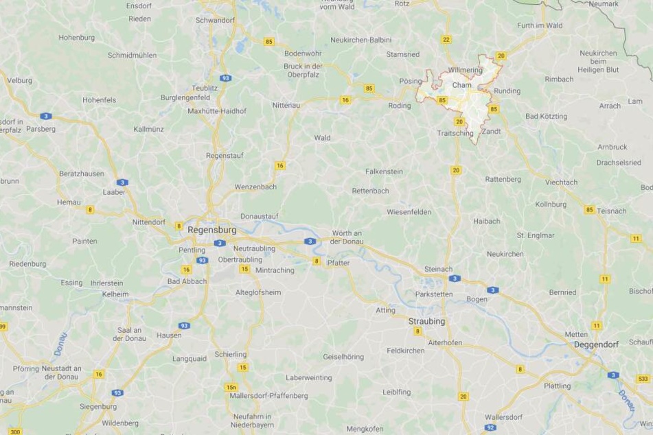 Landratsamt evakuiert! In Cham in Bayern ist es am Freitag zu einer Bombendrohung gekommen.