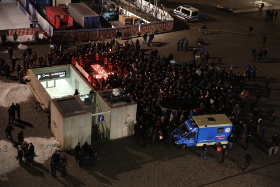 Die AfD-Kundgebung auf dem Altmarkt.