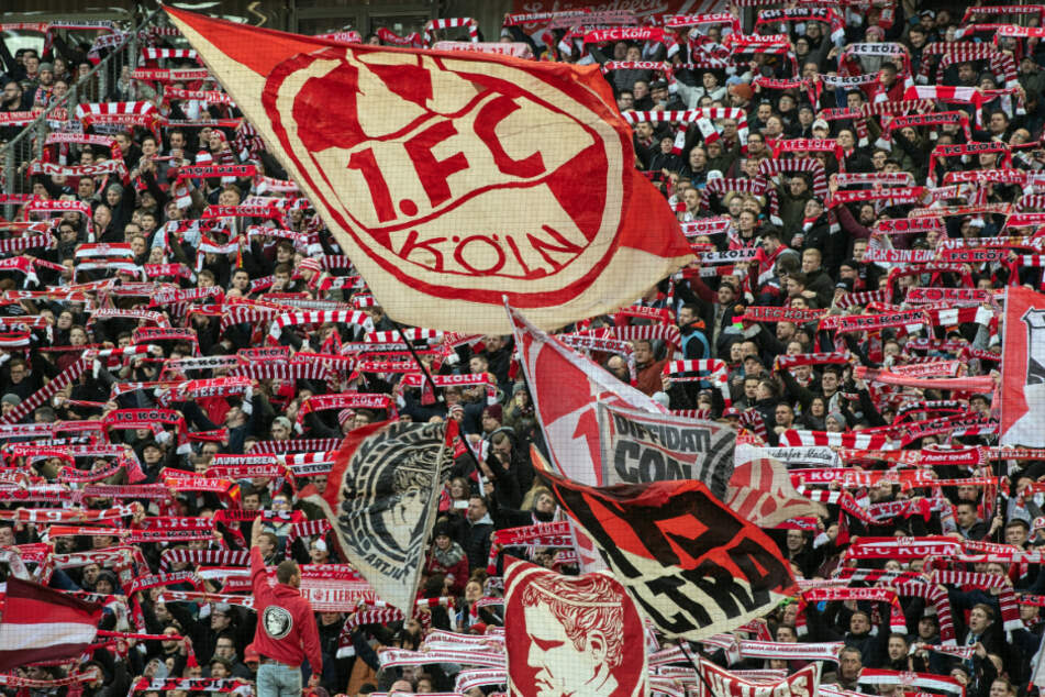 Zur Saison 2023/24 wurden die Dauerkarten-Preise beim 1. FC Köln erneut erhöht.