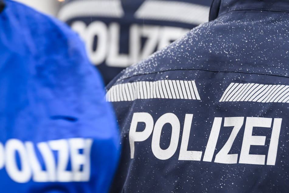 Die Polizei Dresden hat zwei Anführer einer gewalttätigen Jugendbande identifiziert und festgenommen. (Symbolbild)