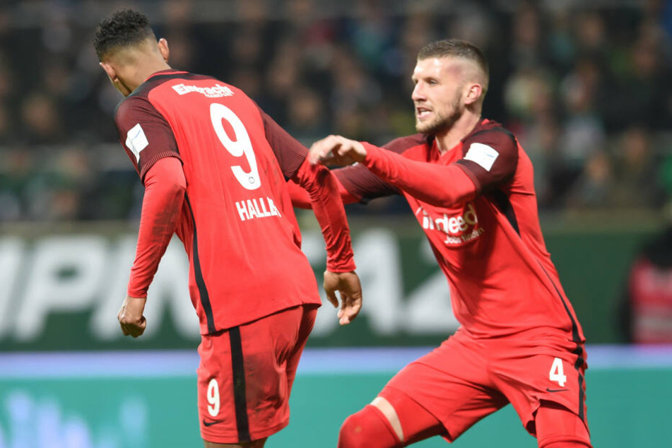 Eiskalt vom Punkt: Sebastién Haller erzielte das 2:2 per Elfmeter.