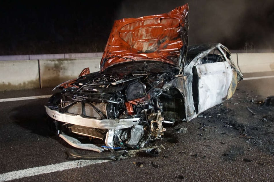 Der Wagen wurde bei dem Unfall völlig zerstört.